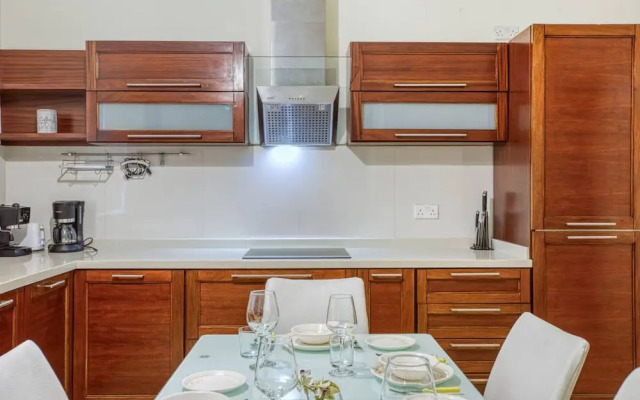 St James the Traditional 4-bed Townhouse Terrace