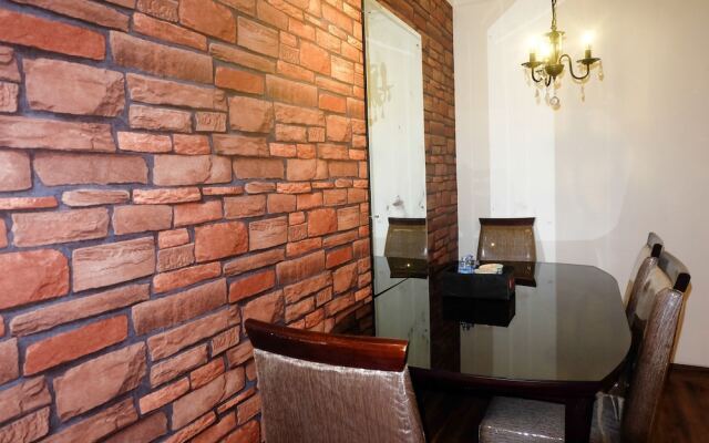 2 Bedroom Senayan Apartment by Travelio
