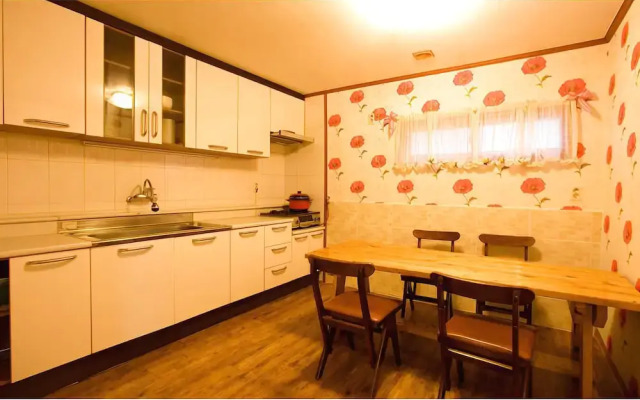 Rainbow Village Pension