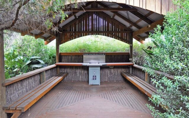 The Sails 4 - Central Location