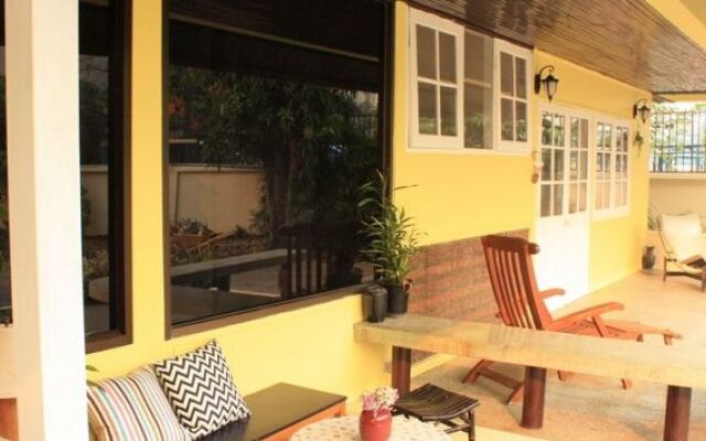 Manyi Boutique House