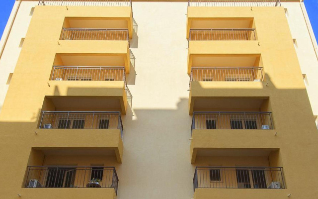 Villa Serafina Apartments