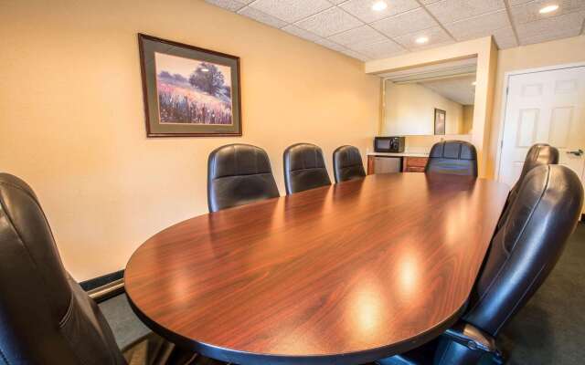 Quality Inn Greeneville - Tusculum