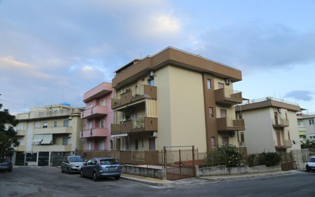 Apartment with 3 Bedrooms in Santa Flavia, with Wonderful Sea View And Terrace - 650 M From the Beach