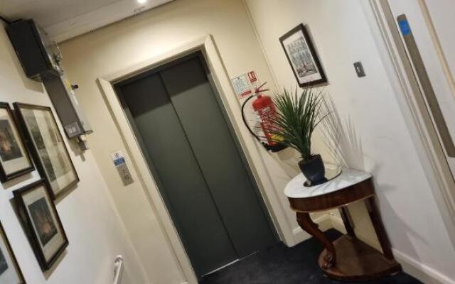 The Racquet Club Hotel