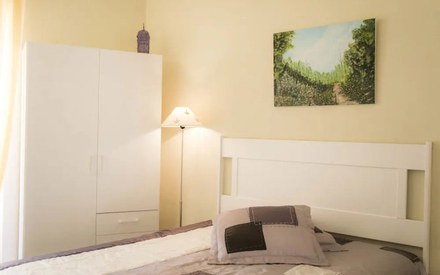 B10 - Historic Old Town 2 bed apartment  by DreamAlgarve