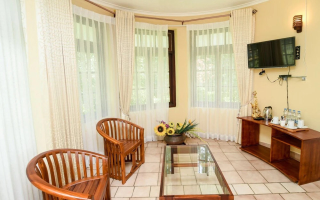 OYO 327 Man Mountain Villa