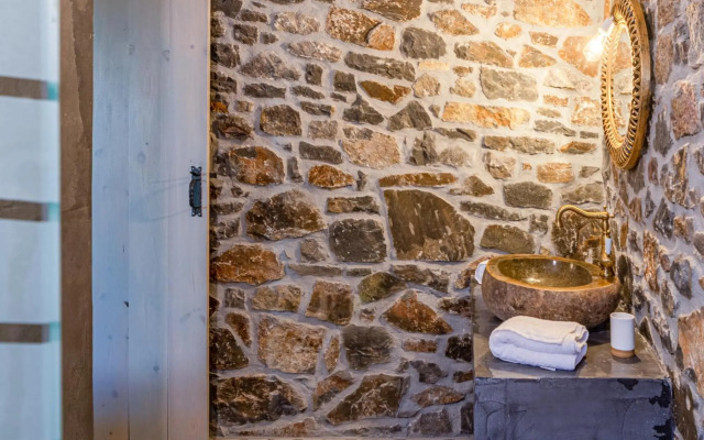 Perachori Boutique Studios in square