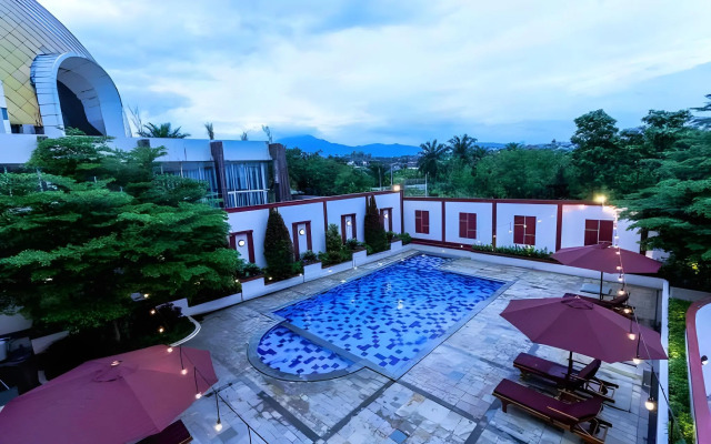 Gino Feruci Cianjur