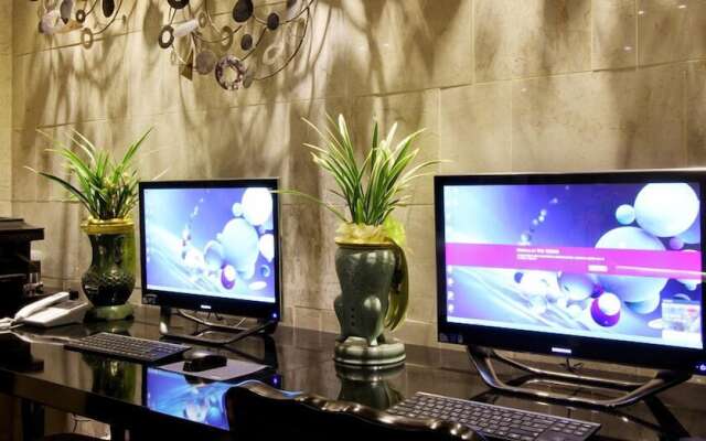Rich Diamond Hotel