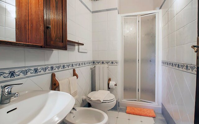 House Salustri Cinigiano 27190