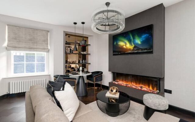 Luxury West End Oasis - Lux Spa Bath - Romantic