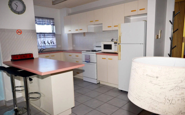 Tradewinds Apartments