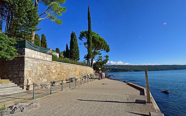 Villa Deni Civray 25842