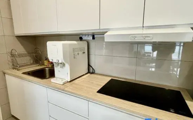 Icon6 Condo Conezion Ioi City Mall Putrajaya, Pool View