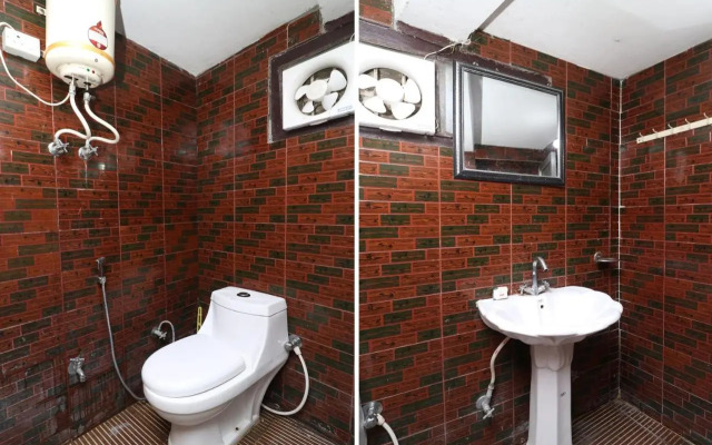 OYO Flagship 70210 Long View