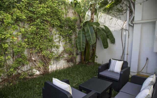 LE CENTRE-VILLE: TRèS CHIC APT AVEC JARDIN @ MARSA