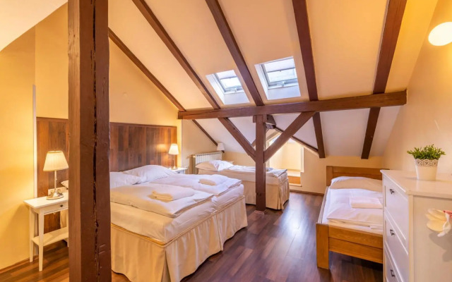 Janáčkovo nábřeží 19 - Riverside Apartments