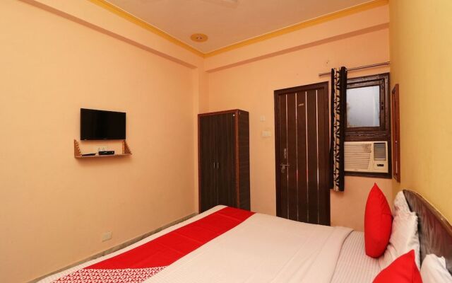 Oyo 22015 Hotel Lakshya Palace