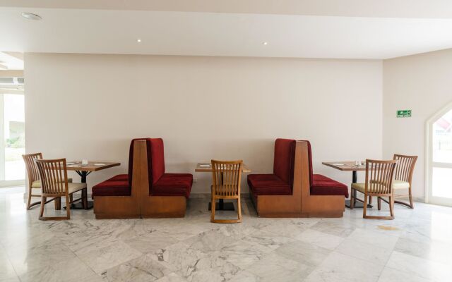 Seven Seas Jolie Bay