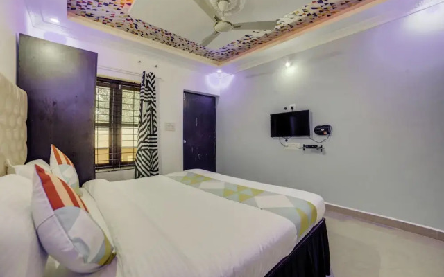 OYO 22957 Home Divine Studio Vagator