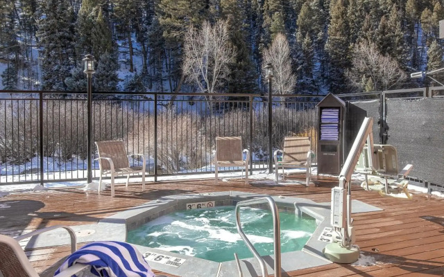 WorldMark Red River