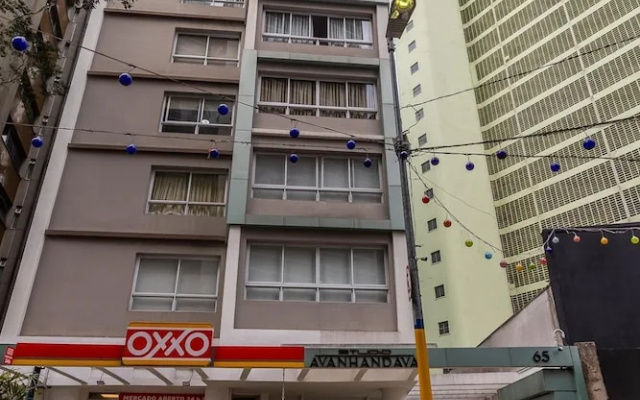 Av0108 in S o Paulo