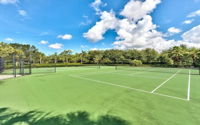 Casabella Golf 2 Bedroom Home by NFVH