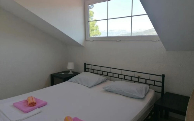 Robi - 100 Meters to the Beach - A3