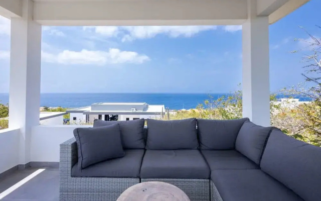Villa Holiday Dream Sun Sea Serenity