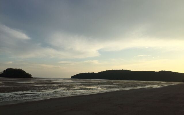 PAN Beachfront Resort Krabi