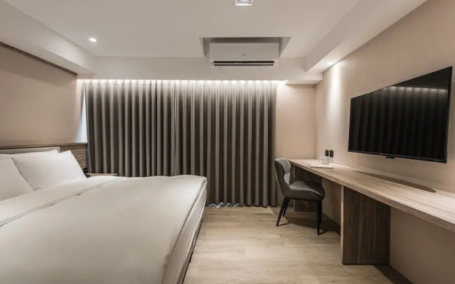 Spring's Rhapsody Hotel