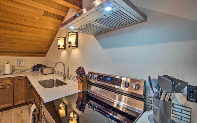 Modern Cabin - 2 Mi to Speelyi Beach!