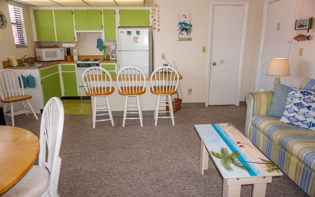 Gulf Winds Beach Resort