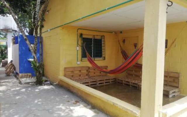 Punta Canoa Hostel