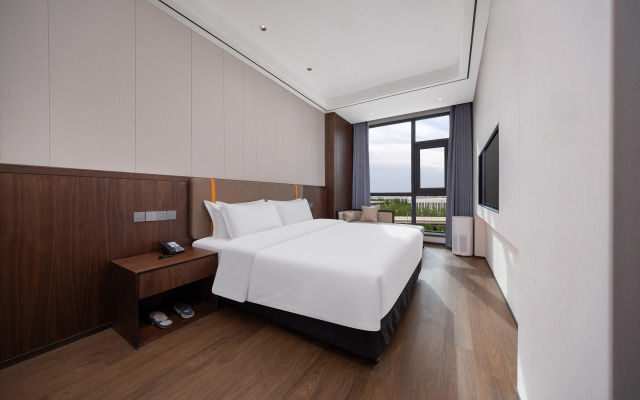 Holiday Inn Express Zhengzhou Airport by IHG