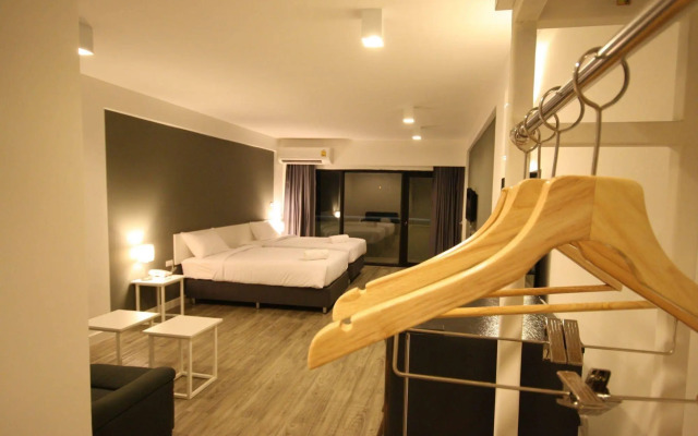 Airport Bed