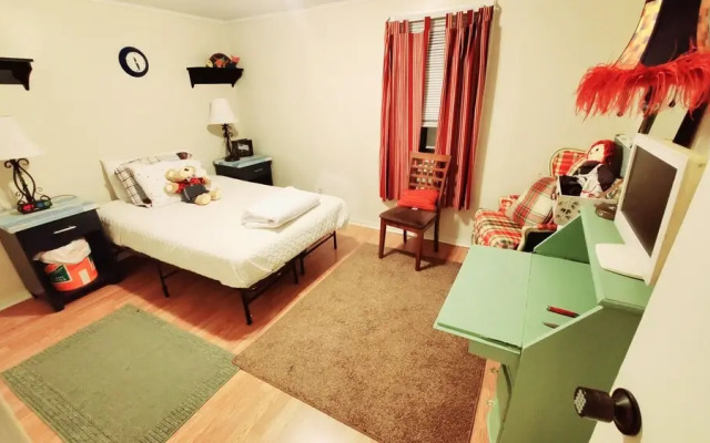 Room-plaid Room 3min From Yale Univ