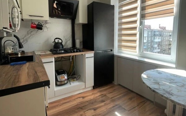 На Бровцева 16