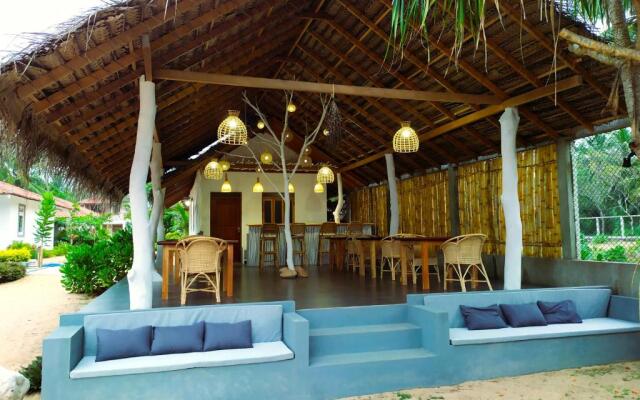 Sleeping Elephant Beach Resort