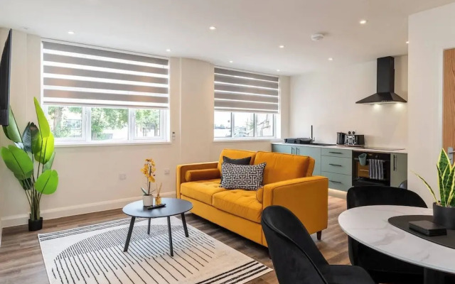 Aurum 6 - Chic 1BR Stay by DMU & City Centre