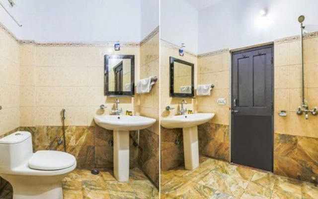 FabHotel Pramila Inn