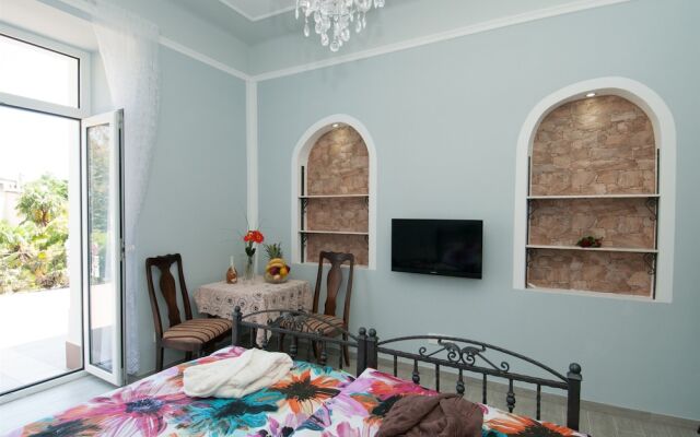 Apartments Tomic A8