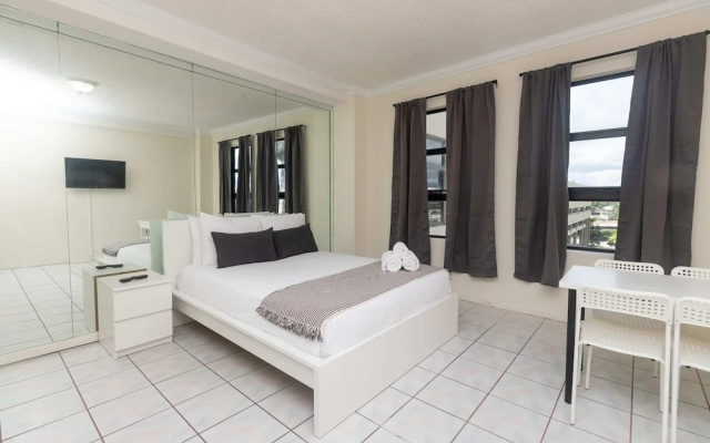 521 Studio Hollywood Beach