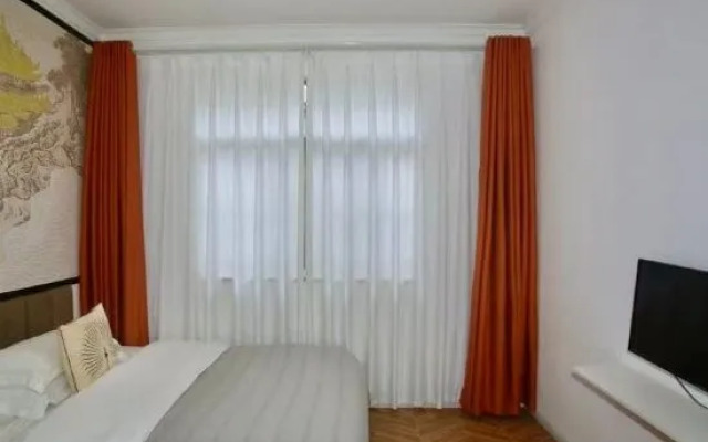 Dali Adore guest house