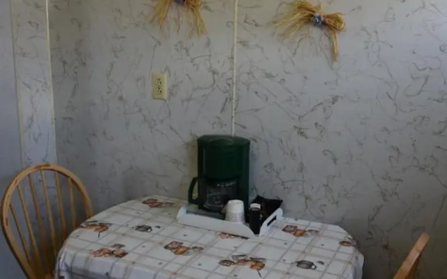 Royals Inn Motel