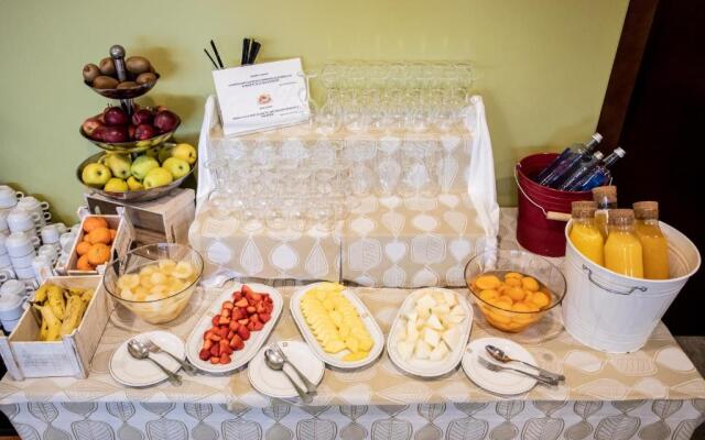 HQ La Galeria Hotel-Restaurante