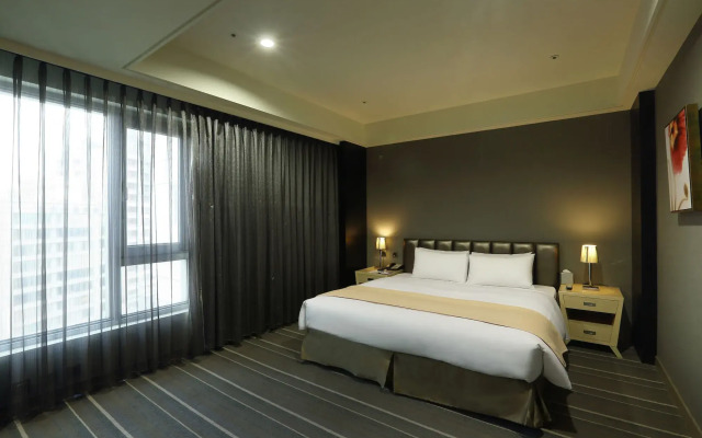 Urban Hotel 33