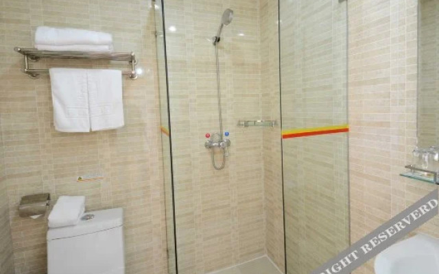 Super 8 Hotel (Beijing Xisanqi Yuxin Subway Station store)