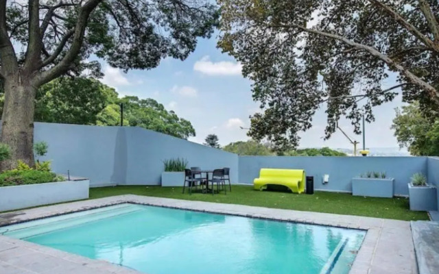 Stylish Dante’s 1-bedroom condo free Wifi & Cinema